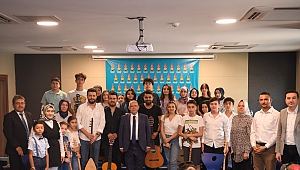 Başkan Mahçiçek, Yaz Kurslarının Kapanış Törenine Katıldı