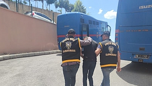 Hırsızlık Suçundan Aranan Şahıs Yakalandı