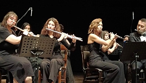 Kahramanmaraş’ta Flüt Orkestrasından ‘Cumhuriyet Bayramı’na Özel Konser