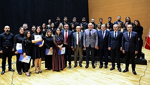KSÜ’de Cumhuriyet Bayramı Coşku İle Kutlandı