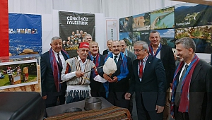 Trabzon Günleri’nde Maraş Dondurması İlgi Odağı Oldu