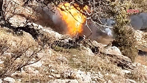 Çağlayancerit’te PKK’nın Bomba Deposu İmha Edildi