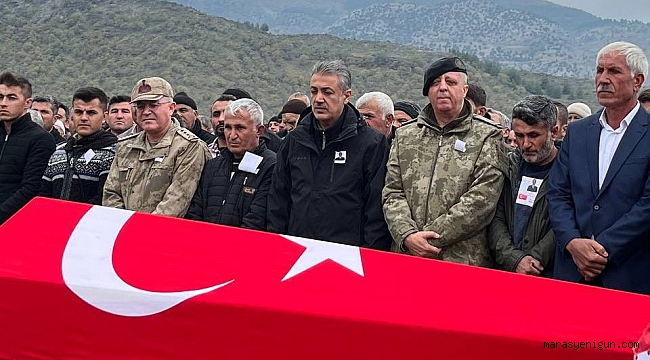 Türkoğlu Koordinatör Valisi Tuncay Akkoyun, Gazimiz Ahmet Sarı’nın Cenaze Törenine Katıldı.