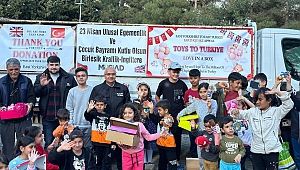 Birleşik Krallık depremzede çocukları sevindirdi