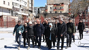 “Esnafa Yeni Geçici Çarşılar Yapılıyor”