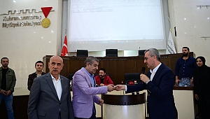Başkan Güngör; “Geçici İş Yerleri Bir Bir Teslim Ediliyor”