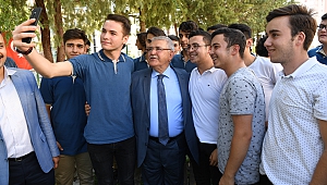 Başkan Mahçiçek; Gençlerimiz, umudumuz ve geleceğimizdir