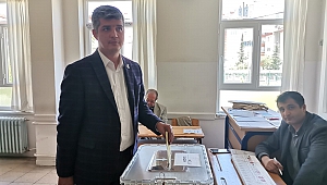 Muhammed Aydoğar Onikişubat ilçesi İbrahim Çalık Anadolu Lisesi'nde oyunu kullandı.