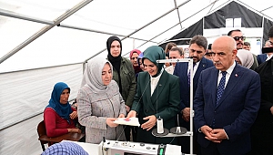 Başkan Güngör, Bakan Göktaş ile Karacasu Geçici Barınma Merkezi’ni Ziyaret Etti