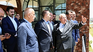 Başkan Mahçiçek’ten Sanayi ve Teknoloji Bakanı Kacır’a EXPO 2023 sunumu