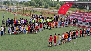 Göksun’da Öğrenciler Yeşil Sahada Buluşuyor