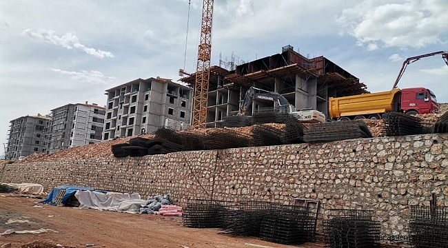 Kahramanmaraş'ta deprem konutları hızla yükseliyor
