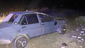 Kahramanmaraş’ta virajı alamayan otomobil tarlaya uçtu