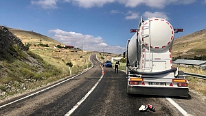 Kahramanmaraş’ta tırla kafa kafaya çarpışan motosiklet sürücüsü öldü