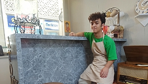 1.35 Boyundaki Halim Boyundan Büyük İşler Yapıyor