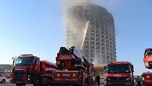 Gaziantep'teki Otel Yangını 5 Saatte Kontrol Altına Alındı