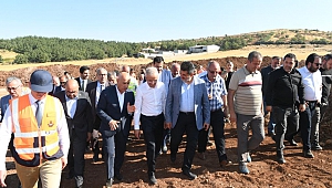 Güngör ve Uraloğlu, İlk Depremin Merkez Üssü Pazarcık’ı Ziyaret Etti