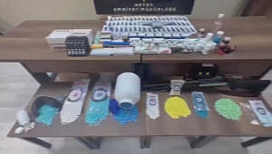Kargo Kutularından Uyuşturucu Çıktı