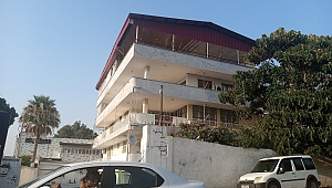 Kendini Avukat Olarak Tanıtan Kişiyi Bıçakla Öldürdü, Ağaçlık Alana Kaçıp Tabancayla İntihar Etti