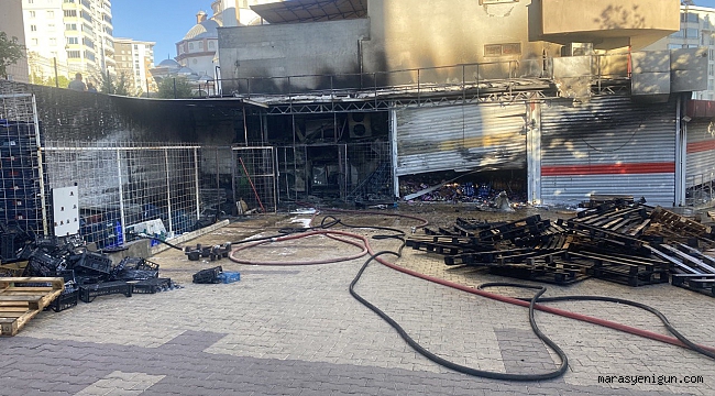 Market Deposunda Çıkan Yangın Korkuttu