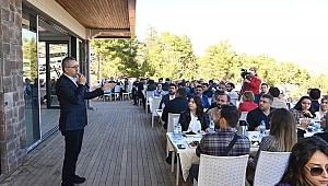 Başkan Güngör, Ali Kayası’nda Mühendis ve Mimarlarla Buluştu