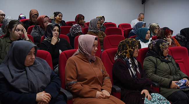 Dulkadiroğlu Gençlik Merkezinden Kadınlara Girişimcilik Kursu
