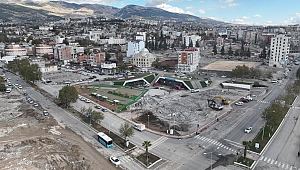 Tonlarca Demir Kullanılarak Yapılmıştı, Vatandaşlar Yerine İş Merkezi ve Otopark İstiyor