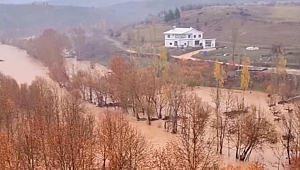 En Çok Yağış Çağlayancerit İlçesine Düştü