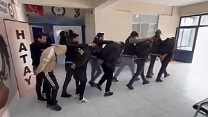 Hatay’da 58 Kaçak Göçmen Yakalandı