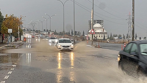 Kahramanmaraş’ta Sağanak Yağışı Etkili Oluyor