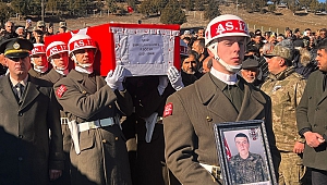 Doğum gününe 5 gün kala şehit olan Gülmez, son yolculuğuna uğurlandı