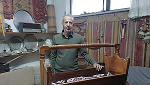 Tarihin Yok Olmaması İçin Manevi Değeri Yüksek ev Aletlerini Koruyor