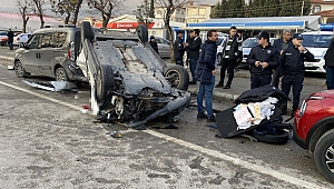Yayaya Çarpmamak İçin Manevra Yapan Otomobil Takla Attı: 1 Ölü, 2 Yaralı