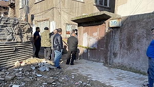 Yatağında ölü bulundu