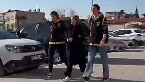 Lüks araçta silahla poz veren fenomene gözaltı