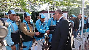 Başkan Akpınar, Güne Belediye Personeliyle Hasbihal Ederek Başladı