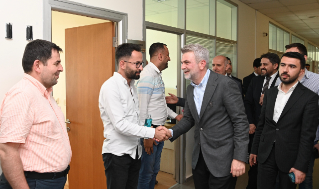 Başkan Görgel, Büyükşehir Personelleriyle Bayramlaştı