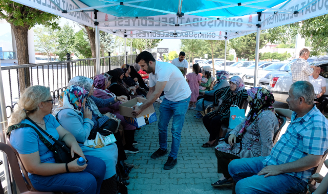 Onikişubat Belediyesi, YKS’ye Giren Öğrencilerin ve Ailelerinin Sınav Heyecanına Ortak Oldu