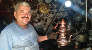 45 Yıldır Bakır Ustalığı Yapıyor
