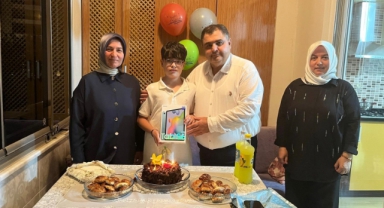 Büyükşehir’den Depremzede Enes’e Sürpriz Doğum Günü
