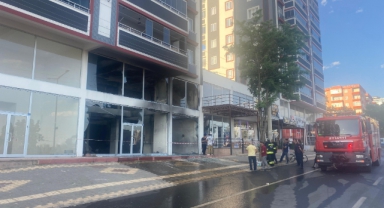 Depoda Çıkan Yangın Paniğe Yol Açtı