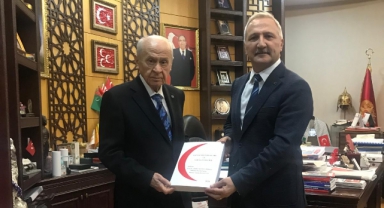 MHP Genel Başkanı Devlet Bahçeli’ye Anlamlı Ziyaret