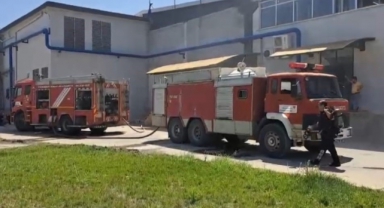 Kahramanmaraş'ta Tekstil Fabrikasındaki Yangın Büyümeden Söndürüldü