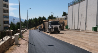 Onikişubat’ta Asfalt Seferberliği Tüm Hızıyla Sürüyor