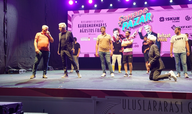 Uygur Kardeşler Ağustos Fuarı’nda Pazar’a Renk Kattı
