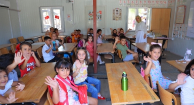Depremzede Öğrenciler Konteyner Kentte Eğitime Başladı