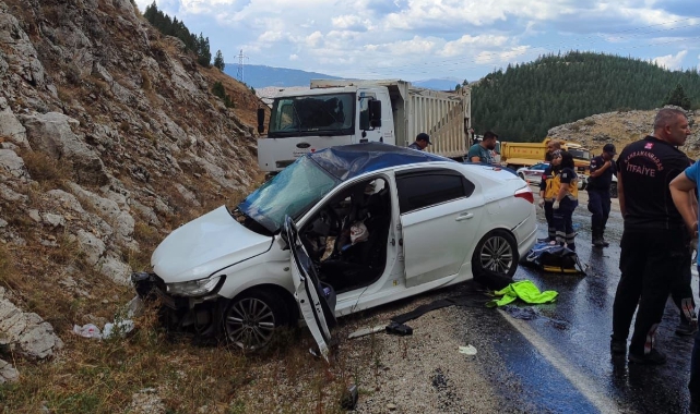 Kahramanmaraş'ta Trafik Kazası: İki Sözleşmeli Er Hayatını Kaybetti