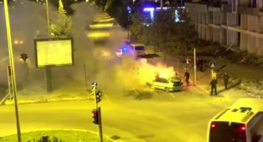 Seyir Halindeki Otomobil Alevlere Teslim Oldu