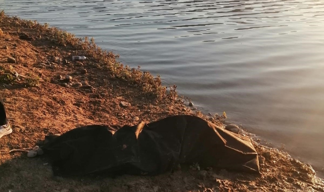 Balık Tutmaya Gittiği Yerde Aracıyla Göle Düşen Şahıs Hayatını Kaybetti