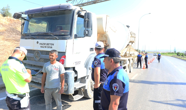 Büyükşehir’den Ağır Tonajlı Araçlara Sıkı Denetim